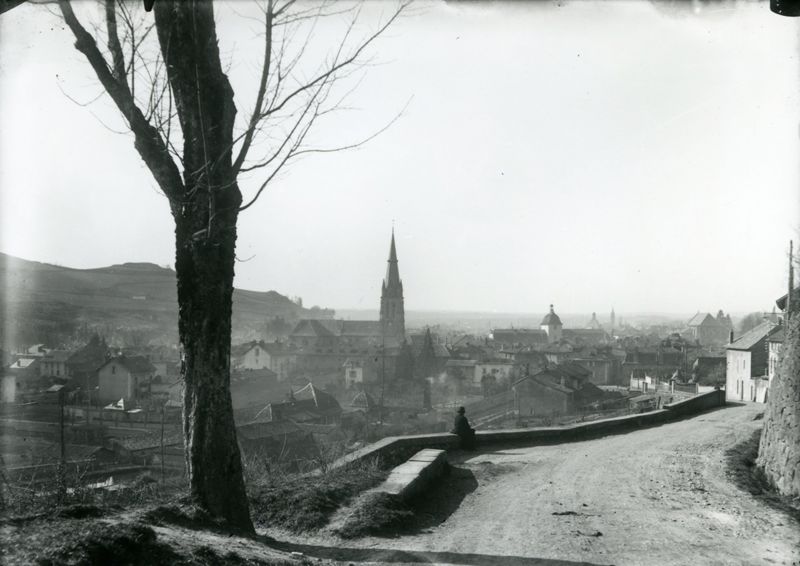 Vue depuis la route des Crêtes, à Aurillac