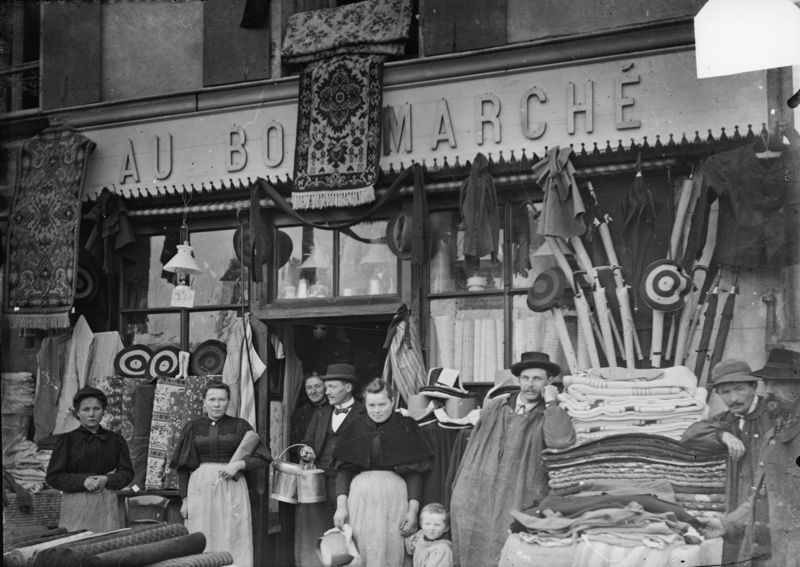 La boutique « Au bon marché » à Saignes