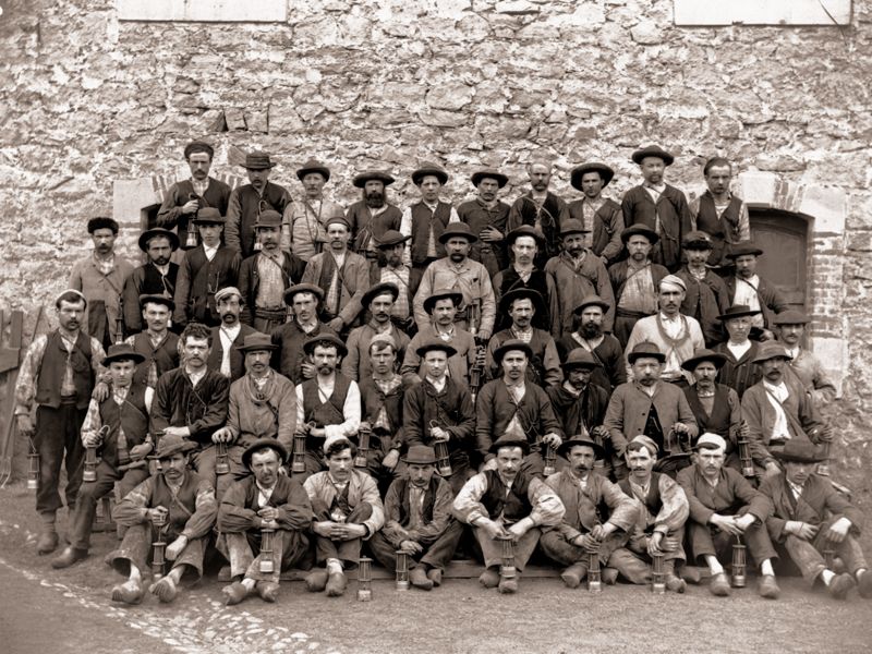 Cadres et mineurs de fond de la mine de l’Hôpital-Ydes