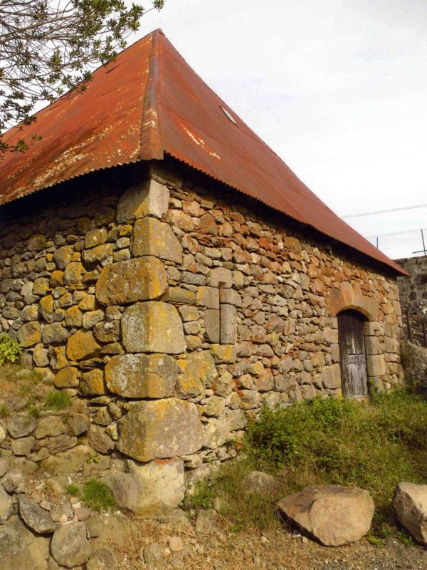 Grange « vieille » à Freix-Anglards