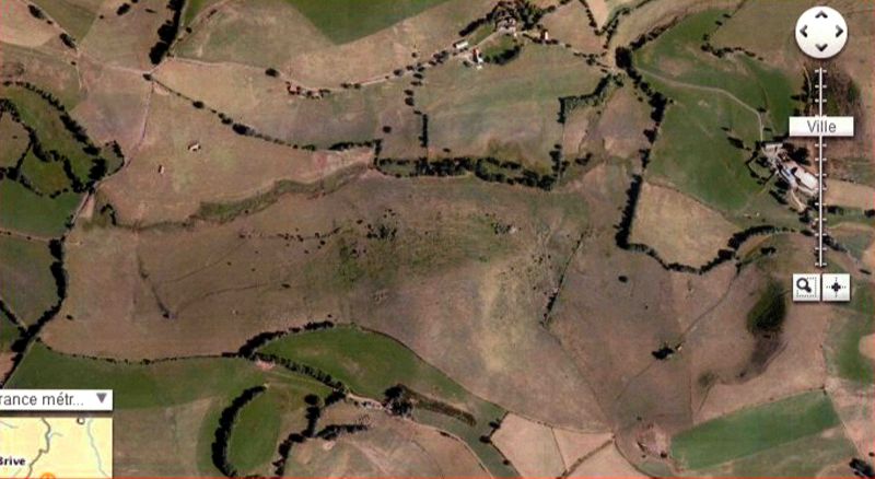 Montagne de Broussette (Girgols) : vue satellite. - IGN, Géoportail