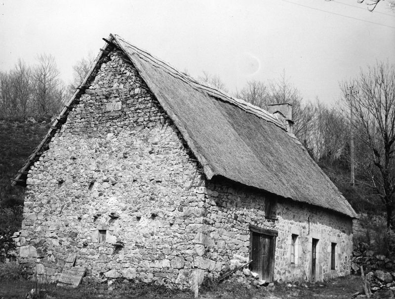 Brousse (Champs-sur-Tarentaine-Marchal), [1967] (45 Fi 17782)